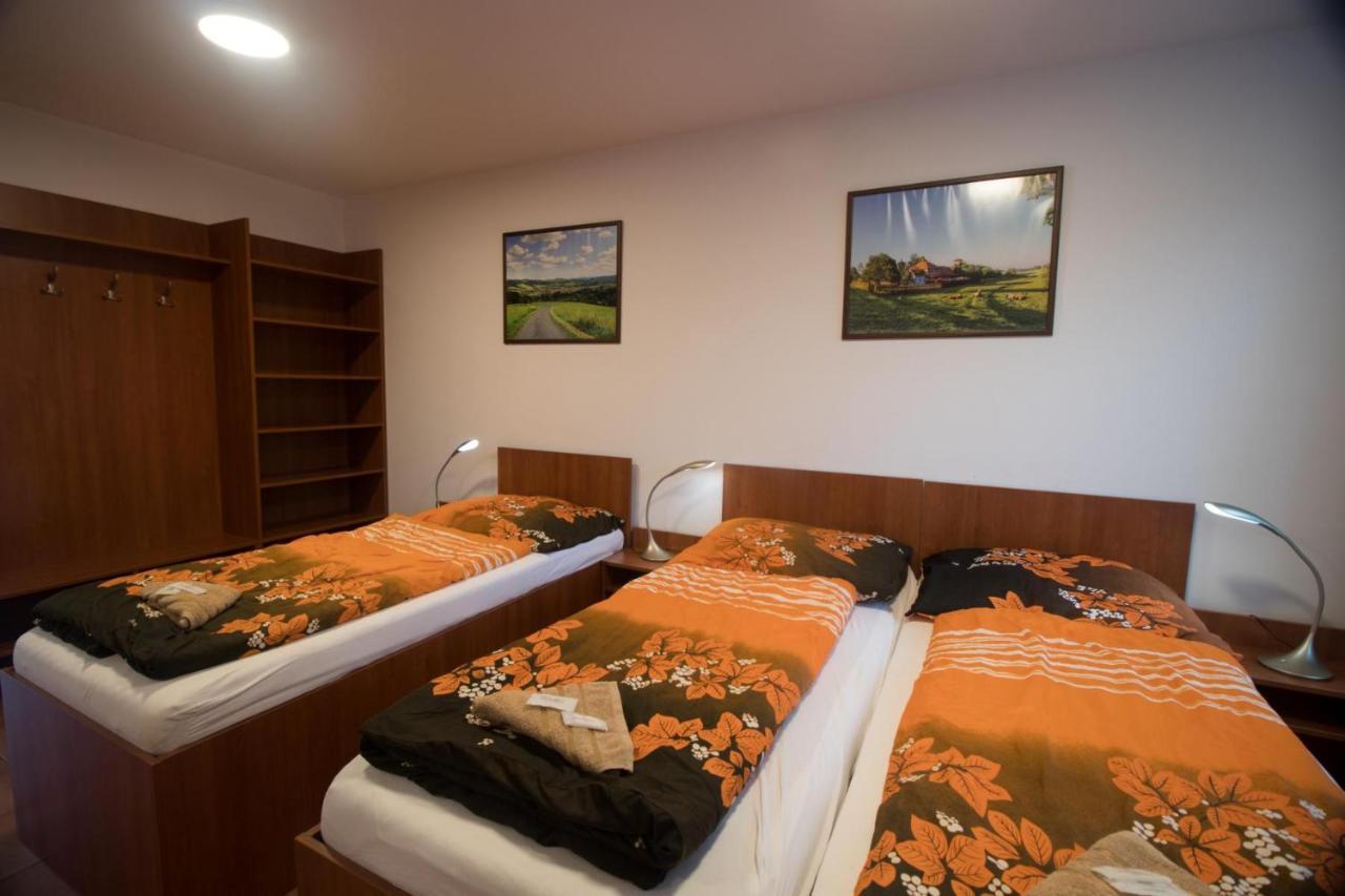 Ubytovani Na Przenskych Pasekach Mikuluvka Экстерьер фото