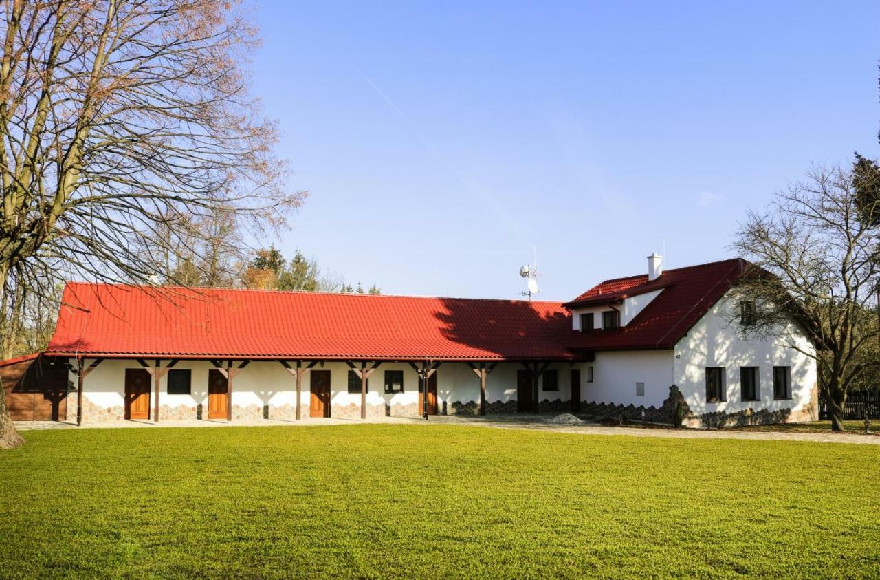 Ubytovani Na Przenskych Pasekach Mikuluvka Экстерьер фото